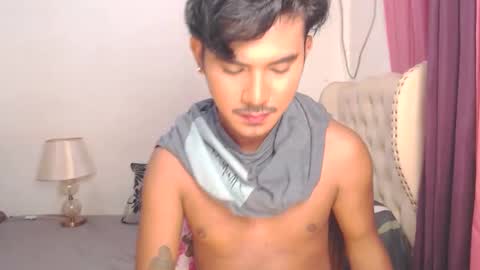 Snapshot of the_killian_jones chatting on February 16, 8:00 pm ken online show from February 16, 8:00 pm