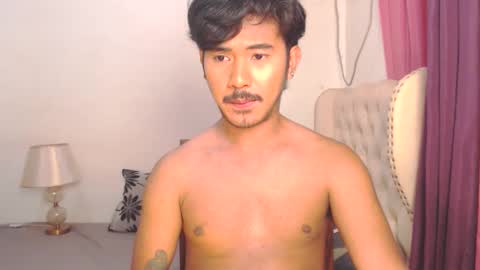 Snapshot of the_killian_jones chatting on February 27, 11:15 pm ken online show from February 27, 11:15 pm