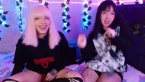Snapshot of the_lesbian_game chatting on January 30, 3:55 am the_lesbian_game online show from January 30, 3:55 am