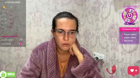 Snapshot of the_princese chatting on September 28, 4:56 pm Alice online show from September 28, 4:56 pm