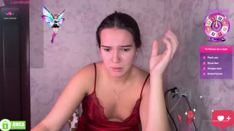 Snapshot of the_princese chatting on October 30, 8:42 pm Alice online show from October 30, 8:42 pm