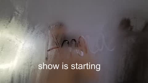 Snapshot of the_pussy_boulevard chatting on January 18, 6:34 pm Anna online show from January 18, 6:34 pm