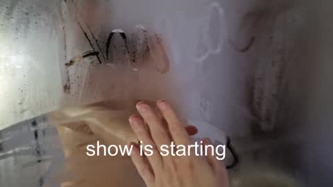 Snapshot of the_pussy_boulevard chatting on February 4, 1:22 am Anna online show from February 4, 1:22 am