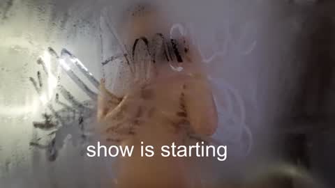 Snapshot of the_pussy_boulevard chatting on March 22, 8:34 pm Anna online show from March 22, 8:34 pm