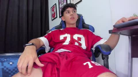 the_skinnyguys online show from September 29, 10:36 pm