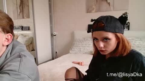 Snapshot of the_slutty_fox chatting on April 19, 8:13 am the_slutty_fox online show from April 19, 8:13 am