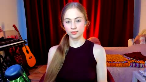 Ally    STREAMING ON TWITCH NOW Check my Twitter for updates online show from May 22, 2:51 am