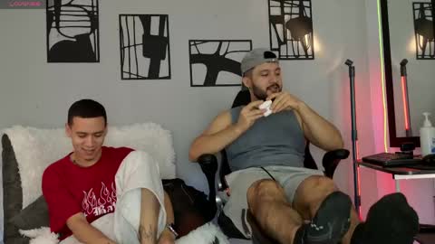 Damian and Nico online show from March 30, 3:40 am