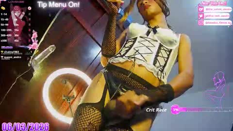 Snapshot of the_velvet_sandra chatting on March 6, 5:15 am Sandra 3 online show from March 6, 5:15 am