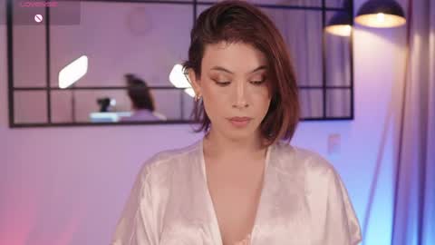 Thea online show from May 15, 10:50 pm