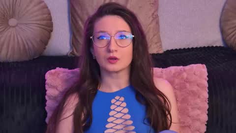 Snapshot of theamalekoo chatting on January 6, 7:56 am theamalekoo online show from January 6, 7:56 am