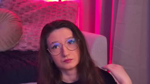 Snapshot of theamalekoo chatting on February 10, 7:45 am theamalekoo online show from February 10, 7:45 am