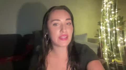 Snapshot of thebabybvip chatting on December 16, 3:11 am Girl Next Door online show from December 16, 3:11 am