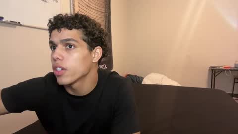 Snapshot of thebaileybrooks chatting on October 5, 3:49 am thebaileybrooks online show from October 5, 3:49 am