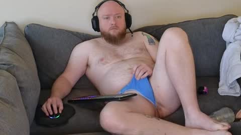 Snapshot of theballboy chatting on March 2, 6:04 pm theballboy online show from March 2, 6:04 pm