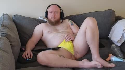 Snapshot of theballboy chatting on March 3, 4:57 pm theballboy online show from March 3, 4:57 pm