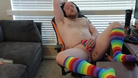 Snapshot of theballboy chatting on March 28, 2:16 pm theballboy online show from March 28, 2:16 pm