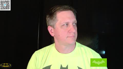 Snapshot of thebatandthecat10 chatting on April 1, 11:13 pm ISABELLA or MATT online show from April 1, 11:13 pm