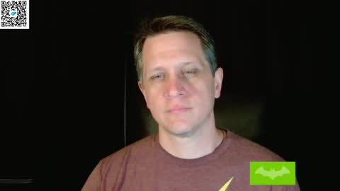 Snapshot of thebatandthecat10 chatting on May 4, 2:07 am ISABELLA or MATT online show from May 4, 2:07 am