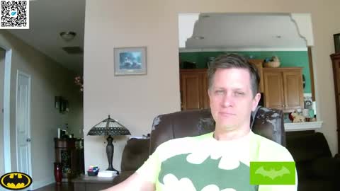Snapshot of thebatandthecat10 chatting on May 5, 12:57 pm ISABELLA or MATT online show from May 5, 12:57 pm