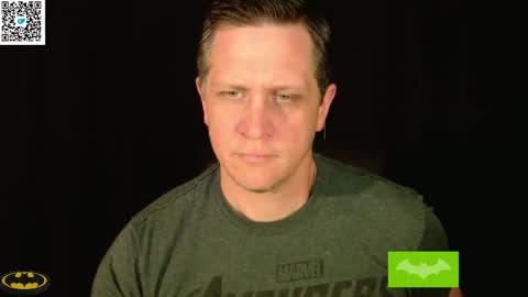 Snapshot of thebatandthecat10 chatting on May 11, 1:55 am ISABELLA or MATT online show from May 11, 1:55 am