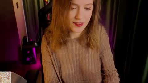 Snapshot of thebeautifulday chatting on February 1, 8:24 am Emma 3 online show from February 1, 8:24 am