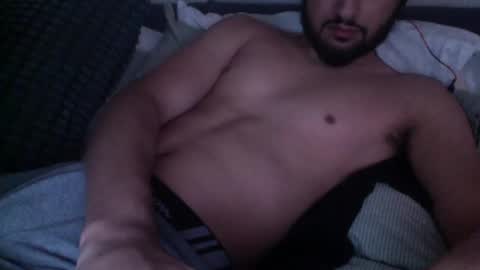 Snapshot of thebig_aa2 chatting on January 19, 7:15 pm thebig_aa2 online show from January 19, 7:15 pm