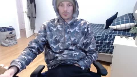 Snapshot of thebigbamboo26 chatting on February 20, 4:57 pm thebigbamboo26 online show from February 20, 4:57 pm