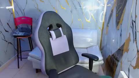 Snapshot of theblackflavor chatting on March 5, 10:06 pm Flavor online show from March 5, 10:06 pm