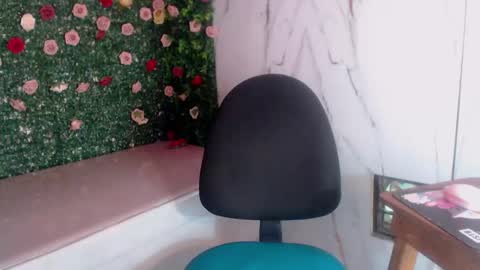 Snapshot of theblackflavor chatting on March 28, 4:28 pm Flavor online show from March 28, 4:28 pm