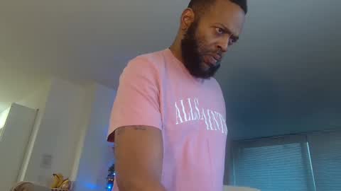 Snapshot of theblacklordmaster chatting on December 2, 5:19 pm theblacklordmaster online show from December 2, 5:19 pm