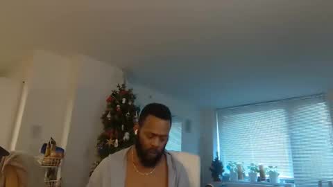 Snapshot of theblacklordmaster chatting on December 15, 5:06 pm theblacklordmaster online show from December 15, 5:06 pm