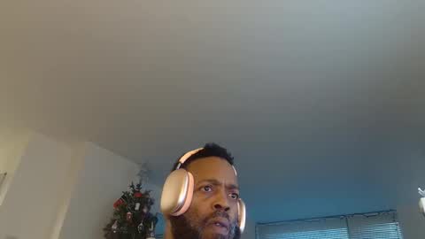 Snapshot of theblacklordmaster chatting on January 13, 2:33 pm theblacklordmaster online show from January 13, 2:33 pm