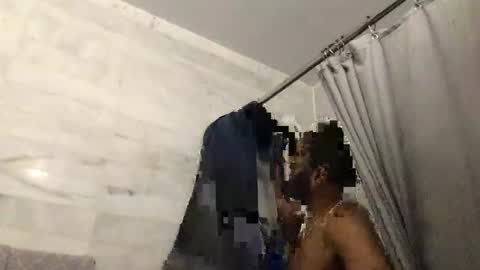 Snapshot of theblacklordmaster chatting on March 6, 12:34 pm theblacklordmaster online show from March 6, 12:34 pm