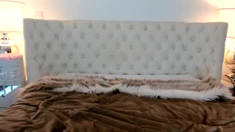 Jessica online show from October 25, 1:29 pm