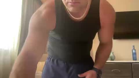 Snapshot of thebuzz777 chatting on September 30, 4:01 pm theBuzz777 online show from September 30, 4:01 pm