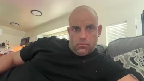 Snapshot of thebuzz777 chatting on November 19, 6:08 pm theBuzz777 online show from November 19, 6:08 pm