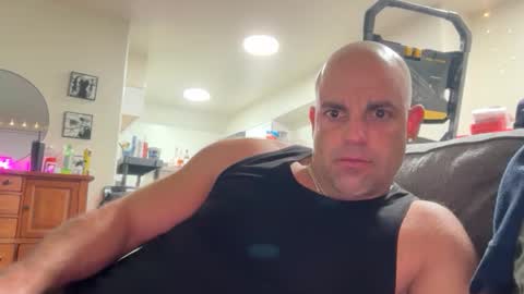 Snapshot of thebuzz777 chatting on November 27, 10:39 am theBuzz777 online show from November 27, 10:39 am