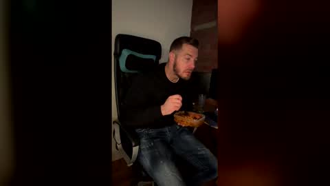 Snapshot of thecheekyalpha chatting on March 28, 5:07 am THE CHEEKY ALPHA online show from March 28, 5:07 am