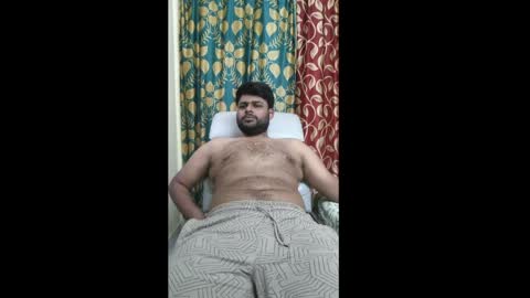 Snapshot of thecuteboyy chatting on April 3, 1:14 am thecuteboyy online show from April 3, 1:14 am