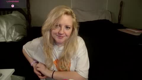 Kassandra Grant online show from June 5, 1:23 am