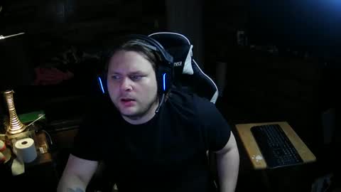 Snapshot of thedemonlord93 chatting on December 14, 7:51 am thedemonlord93 online show from December 14, 7:51 am