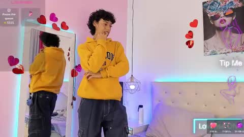 Snapshot of thedoll_ethan chatting on October 7, 8:06 pm ethan online show from October 7, 8:06 pm