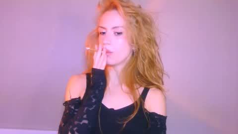 Yolanda online show from February 3, 6:02 pm