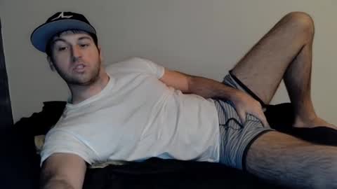 Snapshot of theetwohander chatting on January 13, 7:11 am Theetwohander online show from January 13, 7:11 am