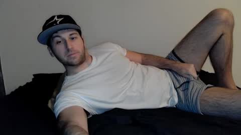 Snapshot of theetwohander chatting on January 14, 10:38 am Theetwohander online show from January 14, 10:38 am