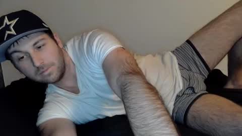 Snapshot of theetwohander chatting on January 27, 2:53 am Theetwohander online show from January 27, 2:53 am