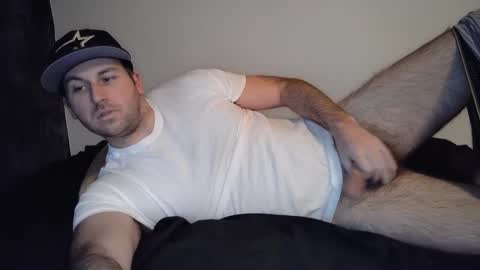 Snapshot of theetwohander chatting on February 18, 9:42 pm Theetwohander online show from February 18, 9:42 pm