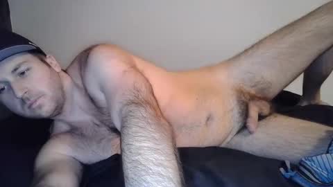 Snapshot of theetwohander chatting on February 19, 6:11 am Theetwohander online show from February 19, 6:11 am