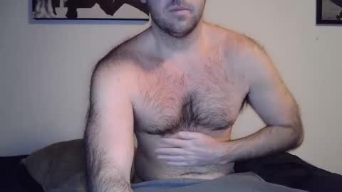 Snapshot of theetwohander chatting on February 21, 12:38 am Theetwohander online show from February 21, 12:38 am